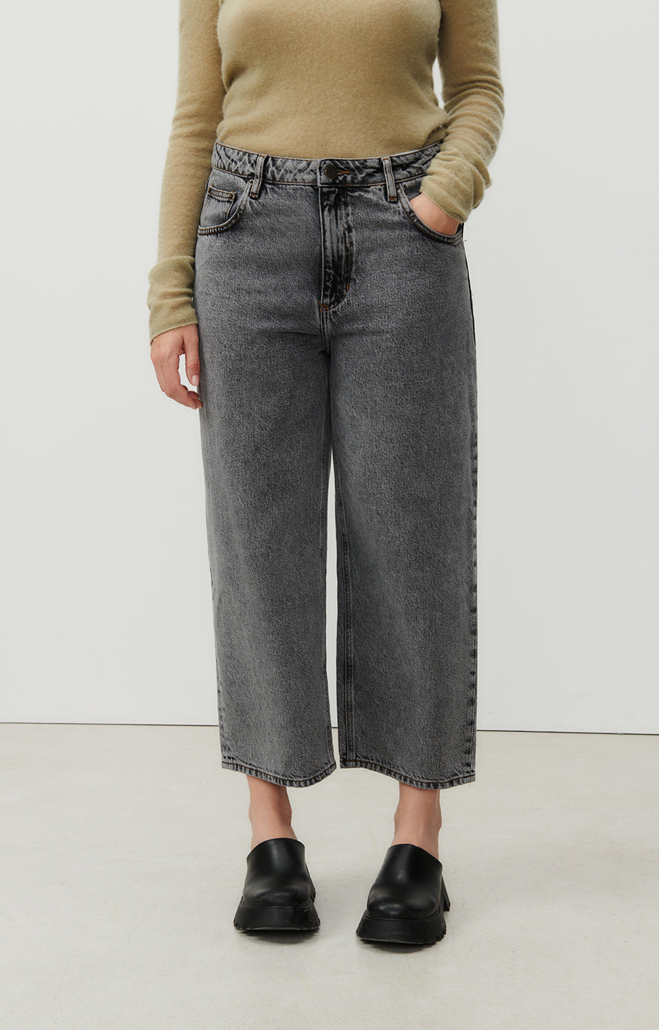 Women Grey Denim Trousers