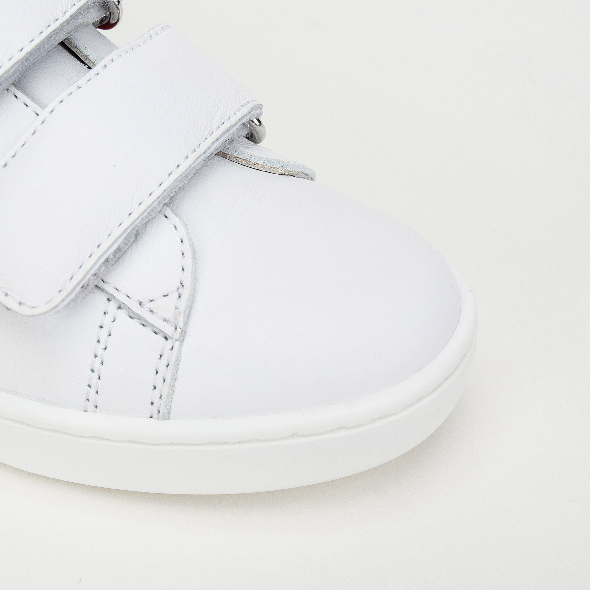 Boys & Girls White Velcro Leather Board Shoes